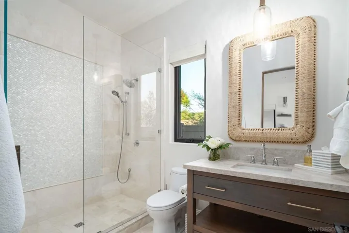 3043 Via Montevina, Fallbrook, California 92028