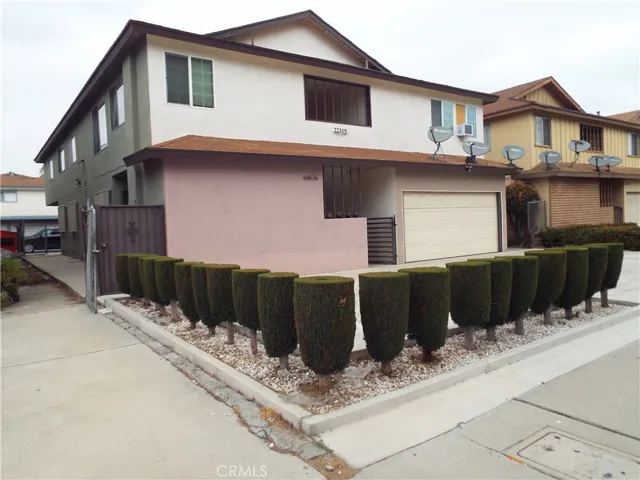 22319 Moneta, Carson, California 90745