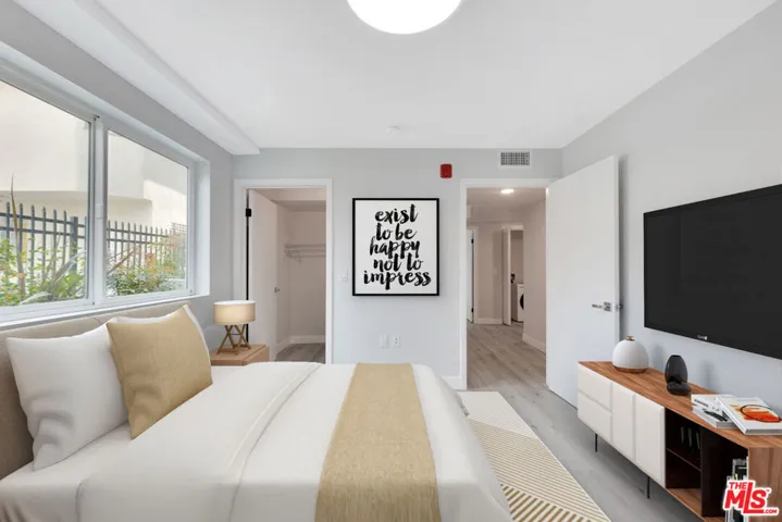 917 S Berendo Street 101, Los Angeles, California 90006