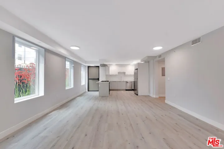 917 S Berendo Street 101, Los Angeles, California 90006