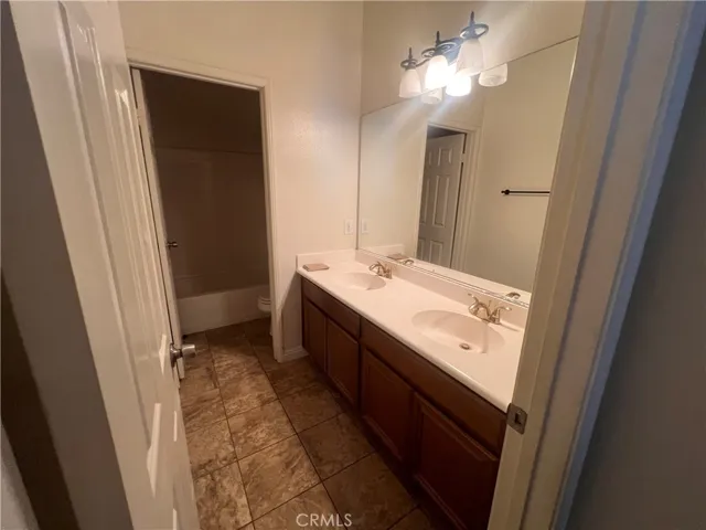 13745 Bayberry, Victorville, California 92392