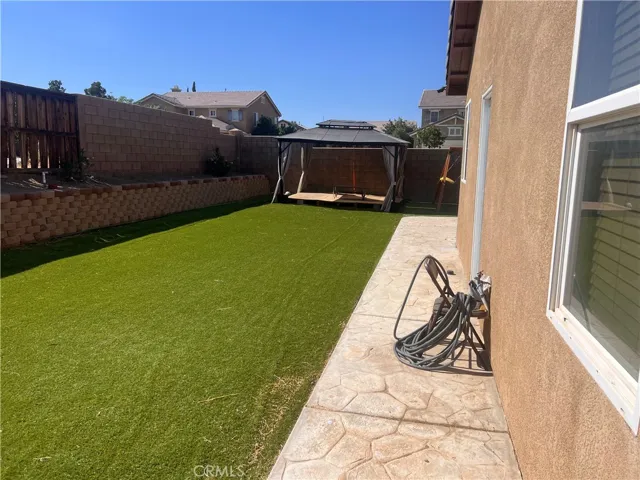 13745 Bayberry, Victorville, California 92392