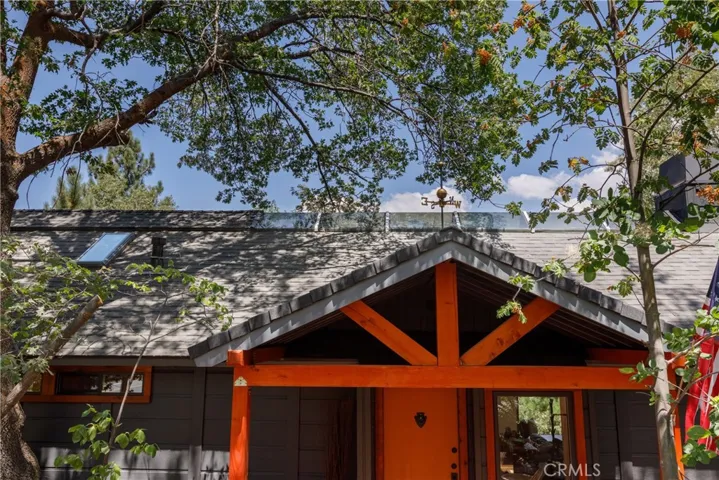 Note the skylight going a whole length of the roofline, plus more single skylights in each bedroom.
