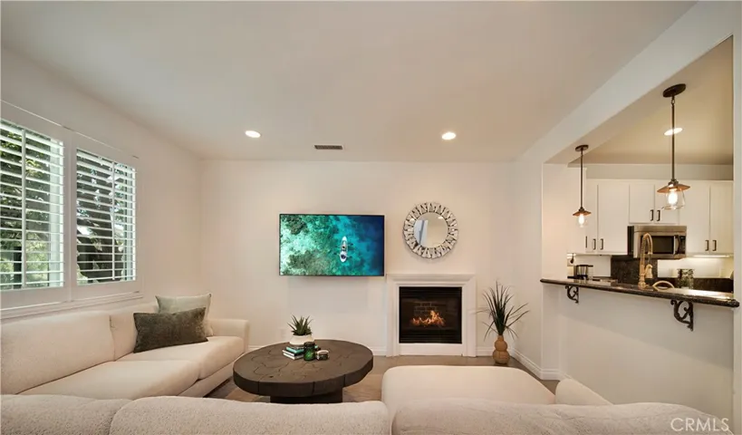 125 Nantucket Lane, Aliso Viejo, California 92656