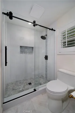 125 Nantucket Lane, Aliso Viejo, California 92656