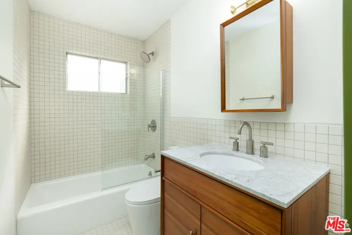 6615 Franklin Avenue, Los Angeles, California 90028