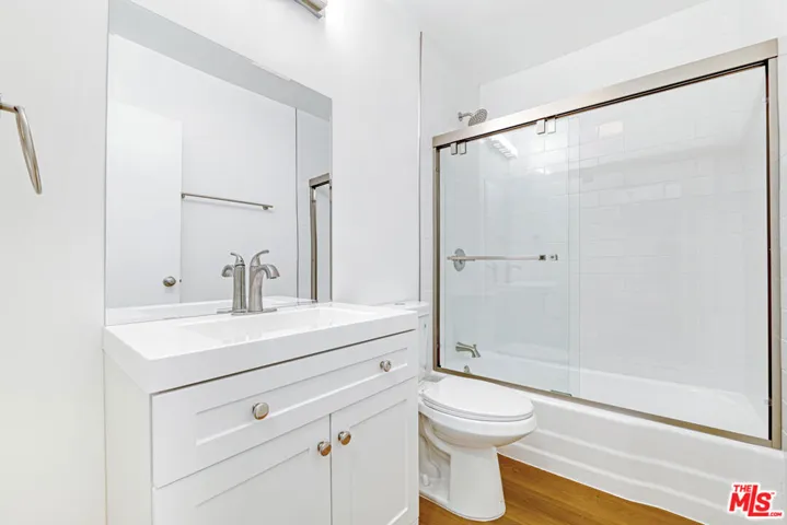 6615 Franklin Avenue, Los Angeles, California 90028