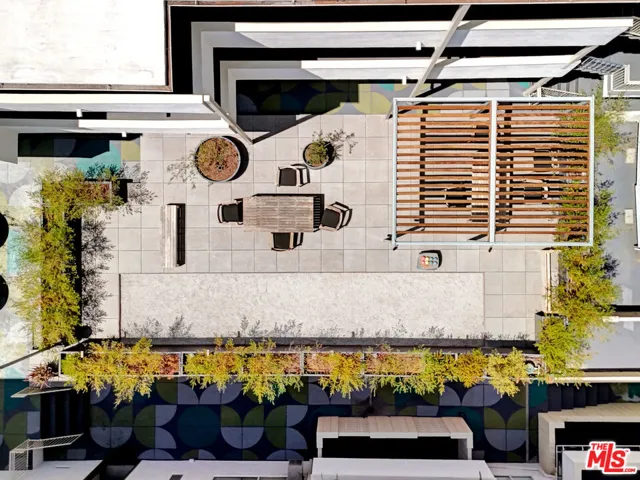 6615 Franklin Avenue, Los Angeles, California 90028