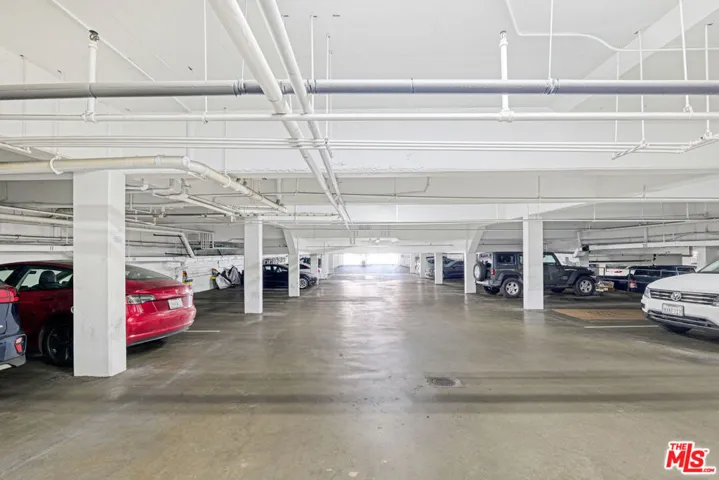 6615 Franklin Avenue, Los Angeles, California 90028