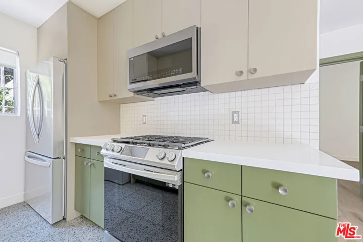 6615 Franklin Avenue, Los Angeles, California 90028