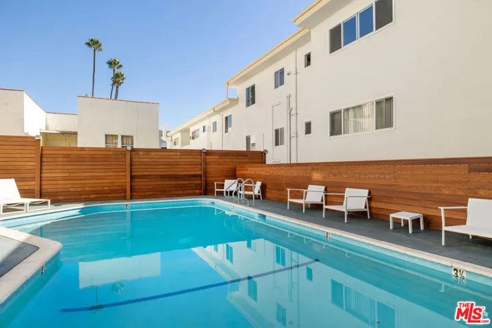 6615 Franklin Avenue, Los Angeles, California 90028