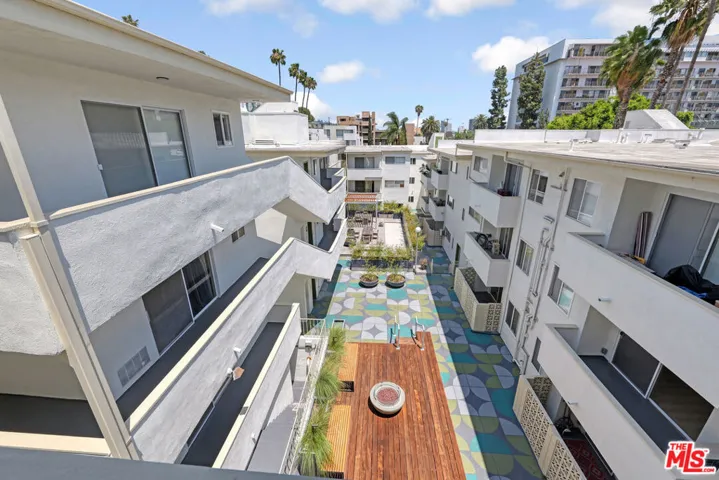 6615 Franklin Avenue, Los Angeles, California 90028