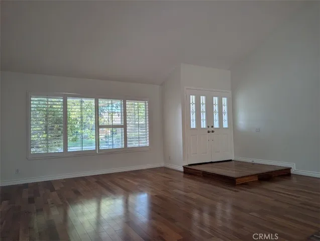 23417 Via Castanet, Valencia, California 91355