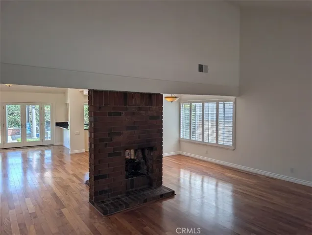 23417 Via Castanet, Valencia, California 91355