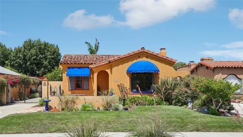 3721 Falcon Avenue, Long Beach, California 90807