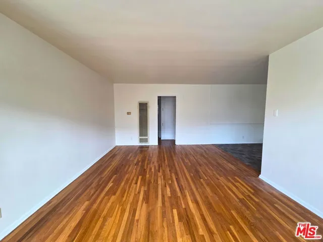 7621 Hampton Avenue 103, West Hollywood, California 90046