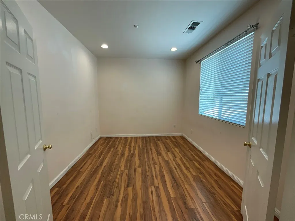 Possible bedroom, gym, bonus room.