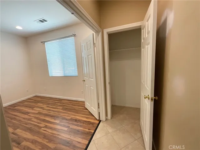 7142 Hidden Court, Highland, California 92346