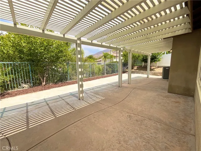 7142 Hidden Court, Highland, California 92346
