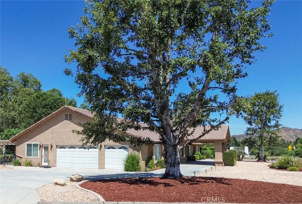 13634 Oak Mesa Drive, Yucaipa, California 92399 — photo 5