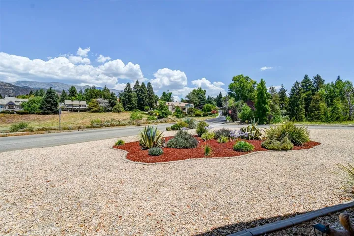 13634 Oak Mesa Drive, Yucaipa, California 92399