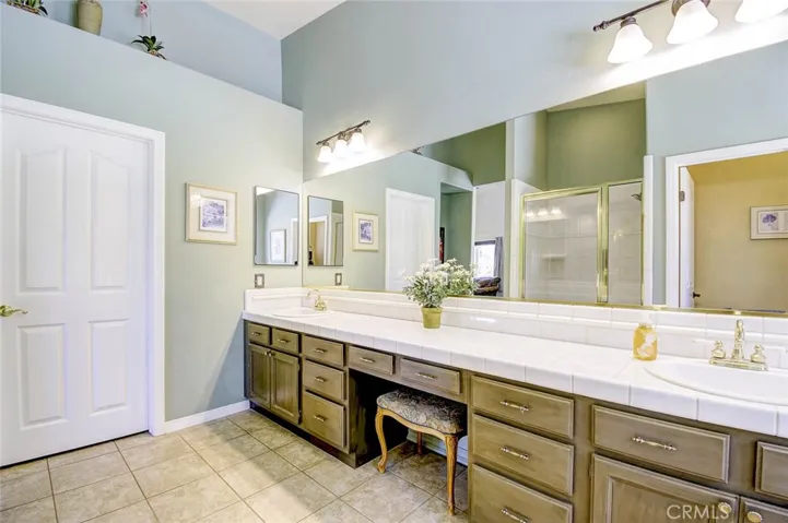 13634 Oak Mesa Drive, Yucaipa, California 92399