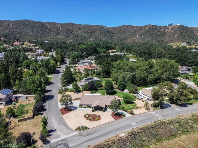 13634 Oak Mesa Drive, Yucaipa, California 92399