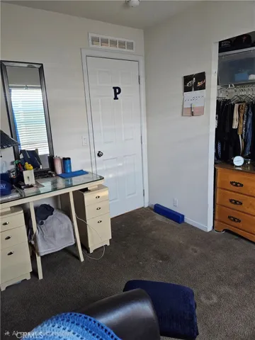 10001 W Frontage Road 211, South Gate, California 90280