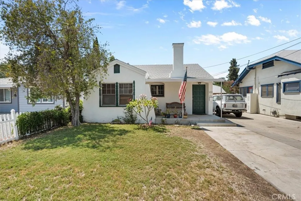 5749 Brockton, Riverside, California 92506 — photo 4