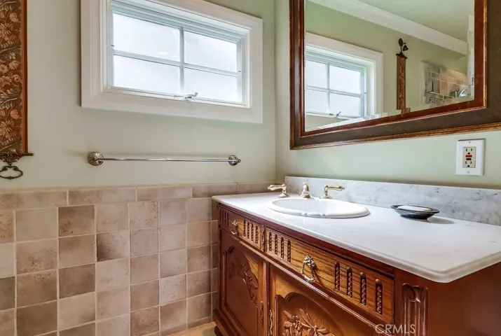 1239 S Patton Avenue, San Pedro, California 90731