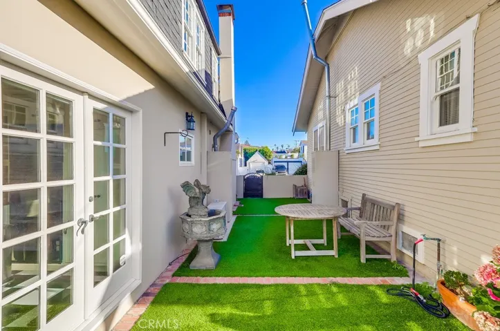 1239 S Patton Avenue, San Pedro, California 90731