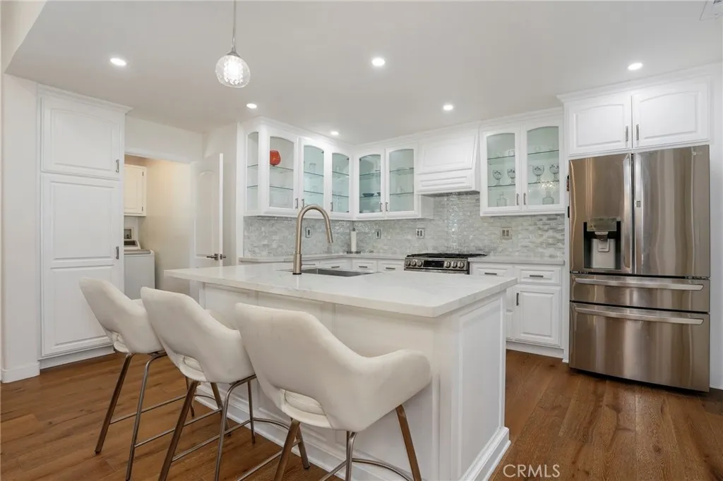 308 Jeffries Ave
