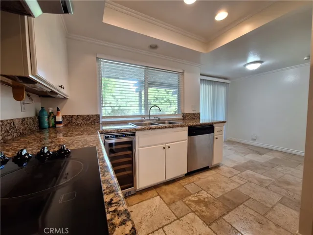 51 Aspen Way, Rolling Hills Estates, California 90274