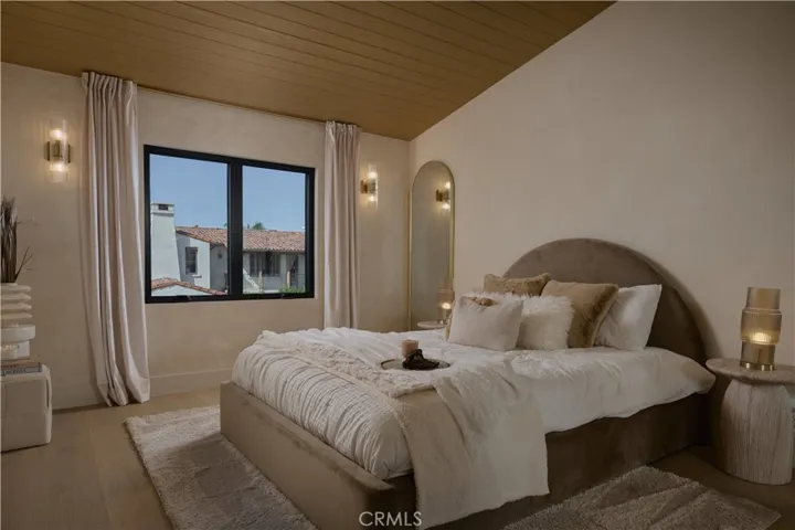 809 Via Lido Soud, Newport Beach, California 92663