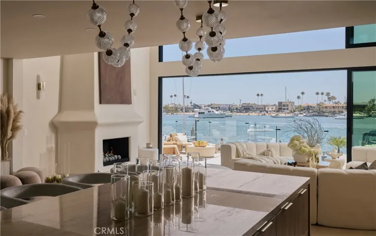 809 Via Lido Soud, Newport Beach, California 92663