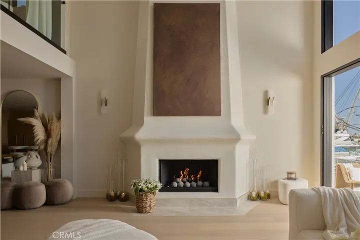 809 Via Lido Soud, Newport Beach, California 92663