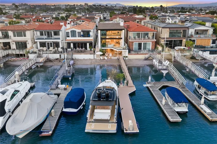 809 Via Lido Soud, Newport Beach, California 92663