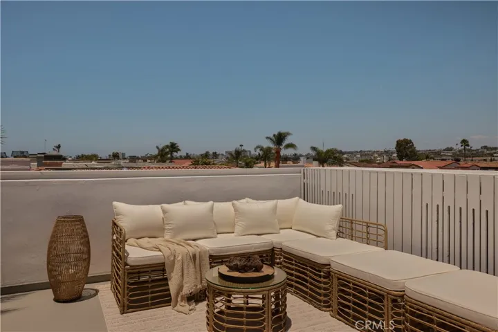 809 Via Lido Soud, Newport Beach, California 92663