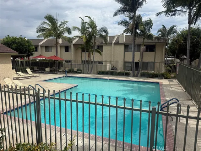 560 Berry Way, La Habra, California 90631
