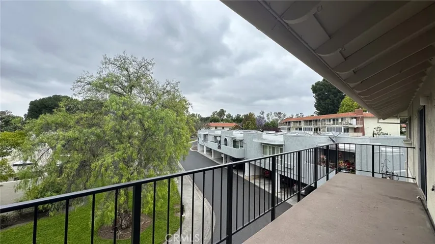 2227 Via Puerta, Laguna Woods, California 92637