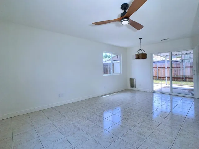 386 90 Richardson Ave, El Cajon, California 92020