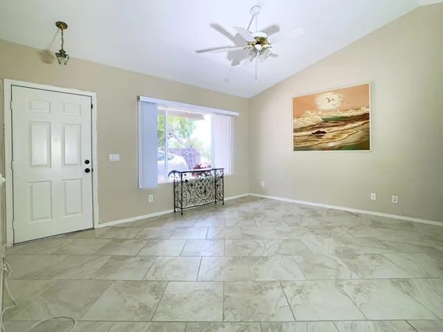 386 90 Richardson Ave, El Cajon, California 92020