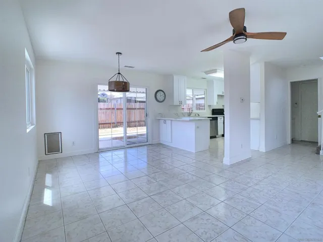 386 90 Richardson Ave, El Cajon, California 92020