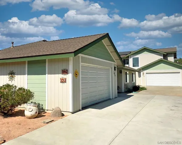 386 90 Richardson Ave, El Cajon, California 92020