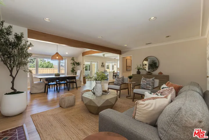 3544 Gardenia Avenue, Long Beach, California 90807