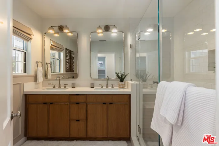 3544 Gardenia Avenue, Long Beach, California 90807