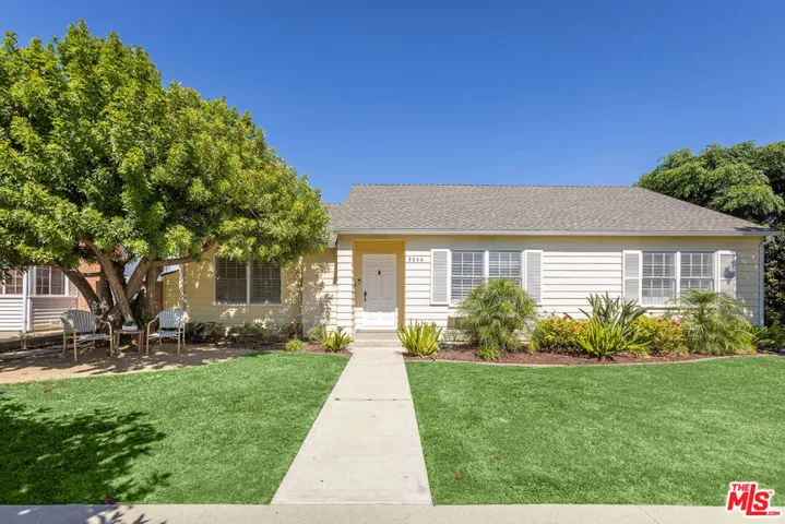 3544 Gardenia Avenue, Long Beach, California 90807