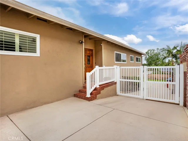 745 Penn Street, El Segundo, California 90245