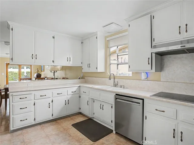 745 Penn Street, El Segundo, California 90245