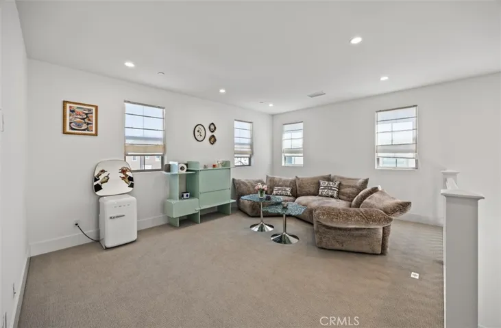 135 Oakstone, Irvine, California 92618